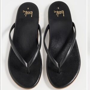 beek Sunbeam leather flip flops size 8